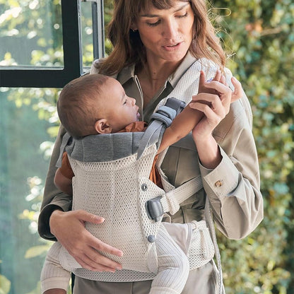 Portabebés Ergonómico AirMesh™ | Frescura y Comodidad para Ti y Tu Bebé
